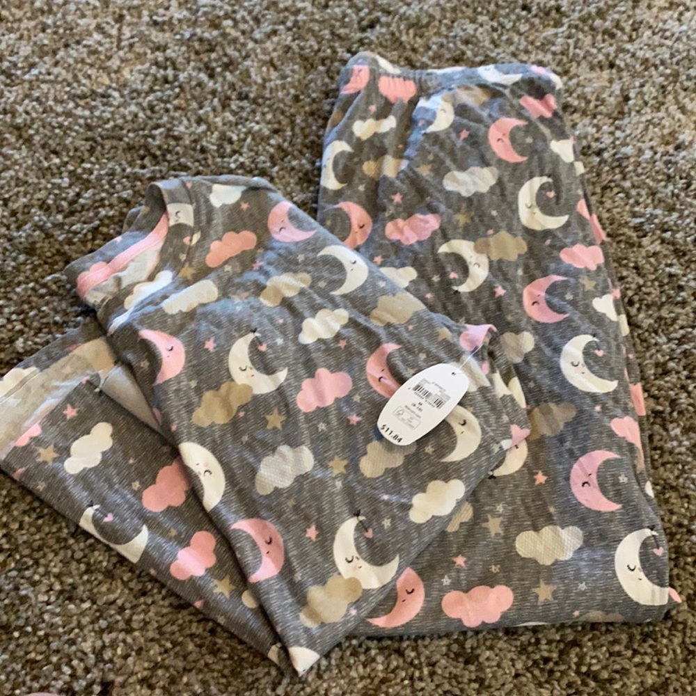 NWT size Medium Pajamas
